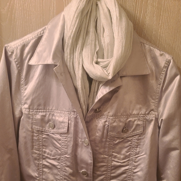 Silver jacket - Picture 5 of 6